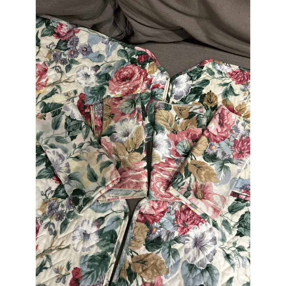 Vintage Floral Quilted Placemat and Napkin Set 8 Piece Cottagecore Rose Print